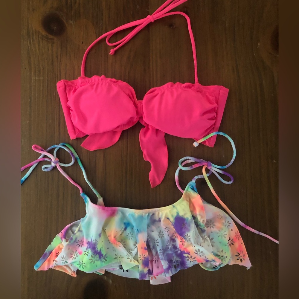 Victoria’s secet 2 bikini tops  “size: S”